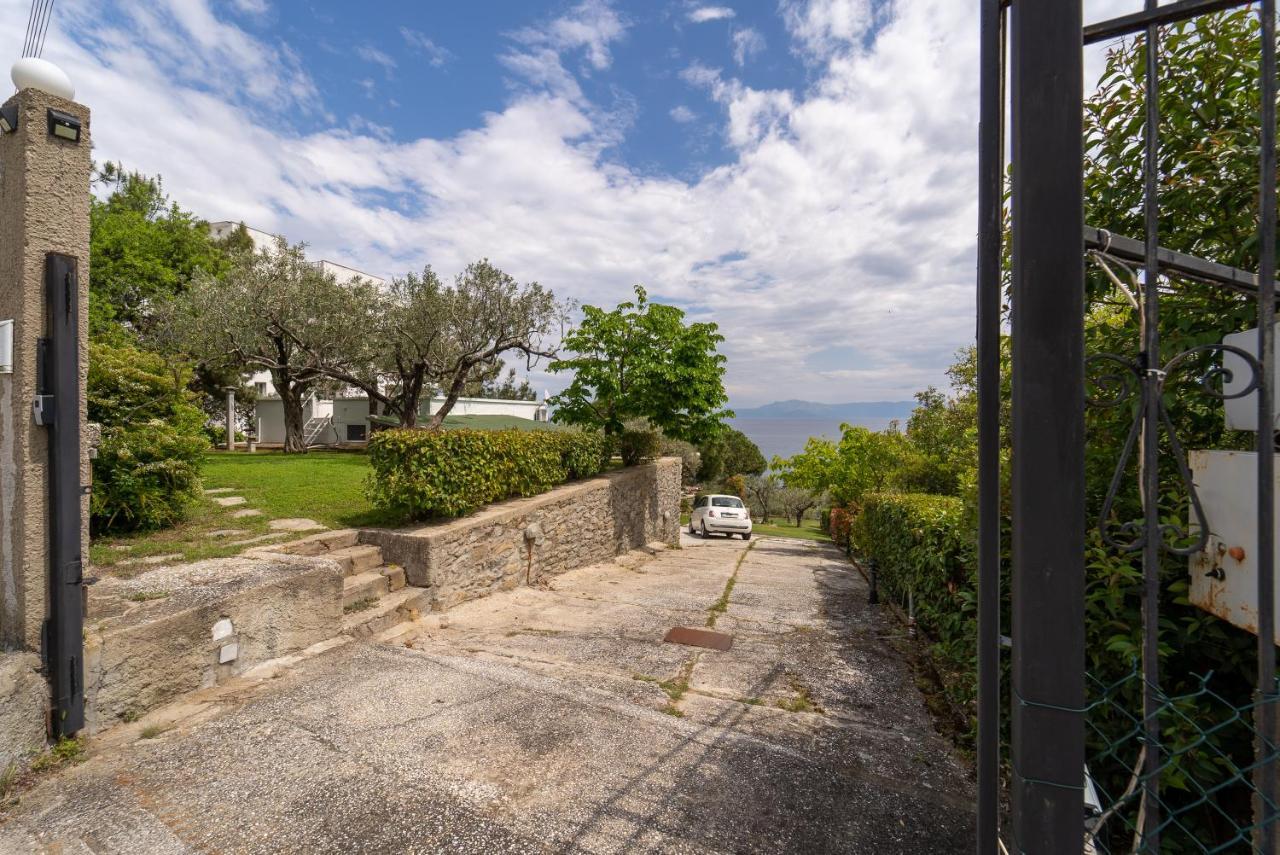 Villa Elia Kavala - Mediterranean Holiday Villa Palaiontsiflikion Exterior foto